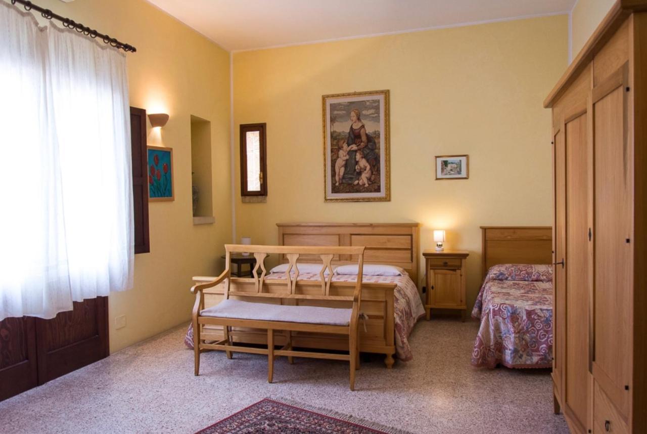 Casale Sombrino Guest House Supersano Eksteriør bilde